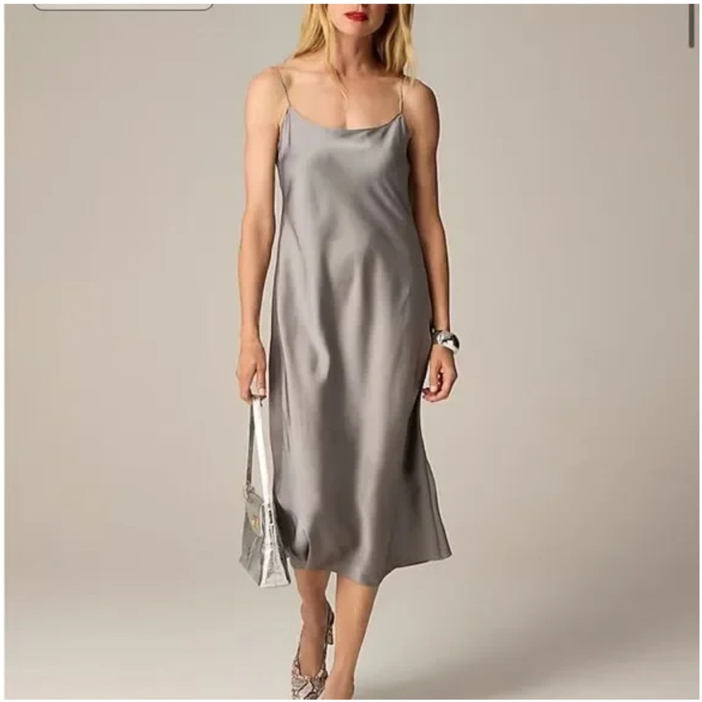 LIKE NEW! J. Crew Gwyneth slip dress in luster charmeuse in Vintage Dove/ Size 6